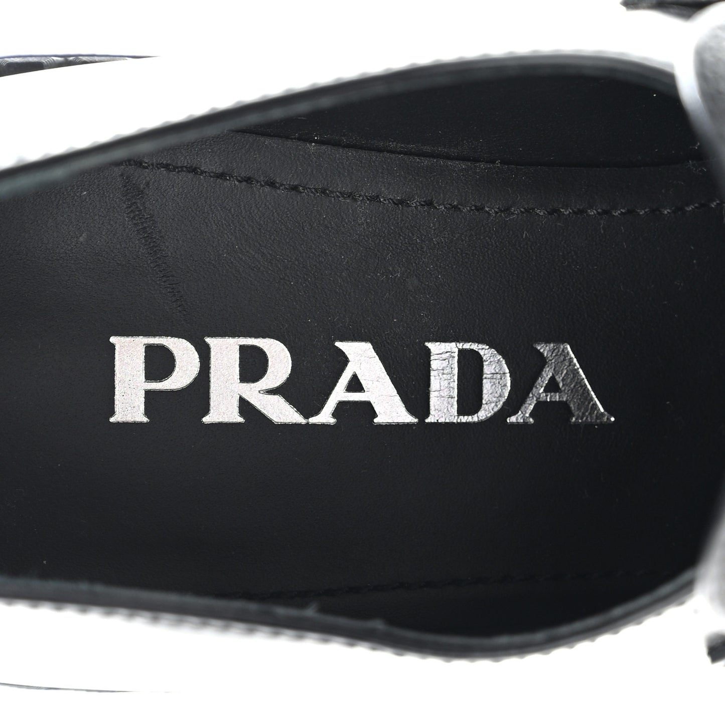 Spazzolato Metal Triangle Logo 50mm Loafers 35 Black