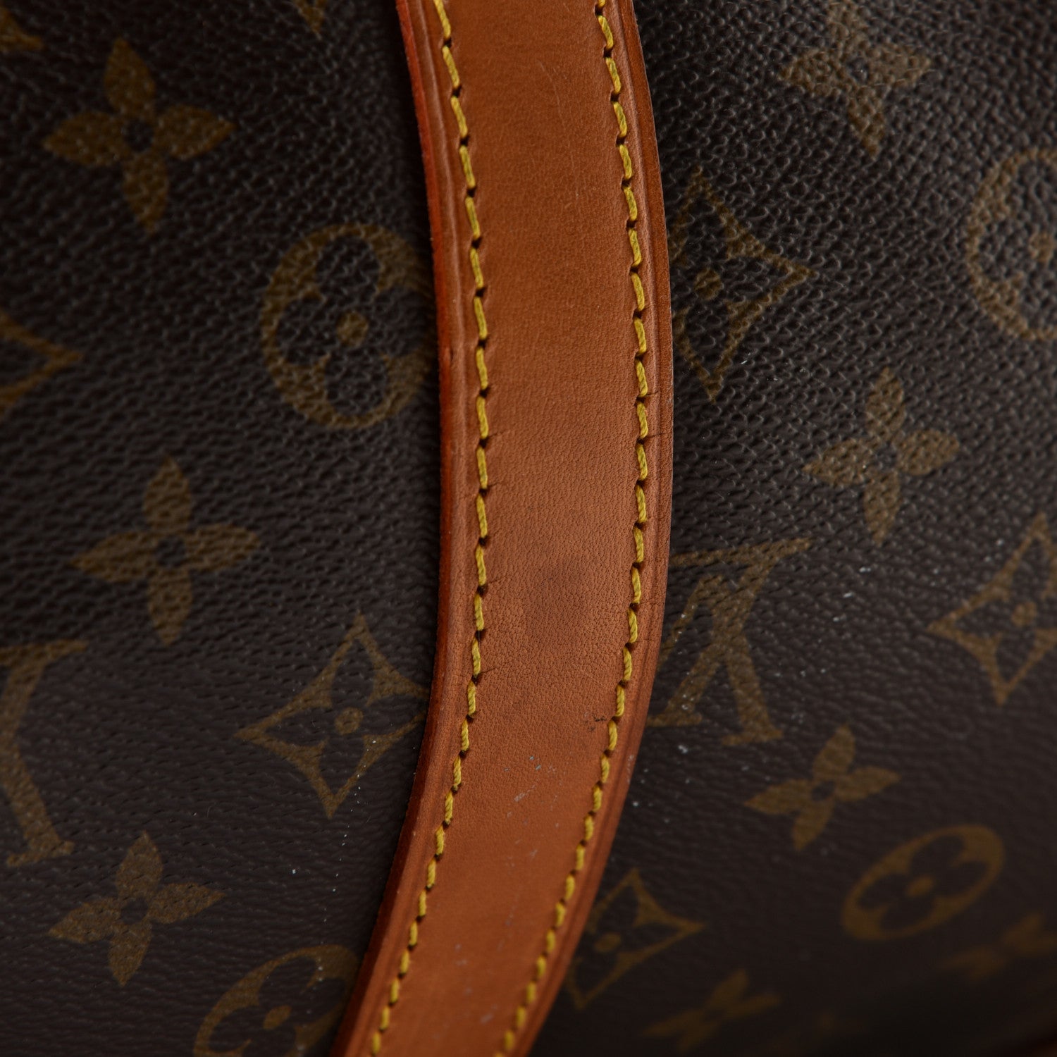Louis Vuitton Monogram Keepall 45 11 of 16