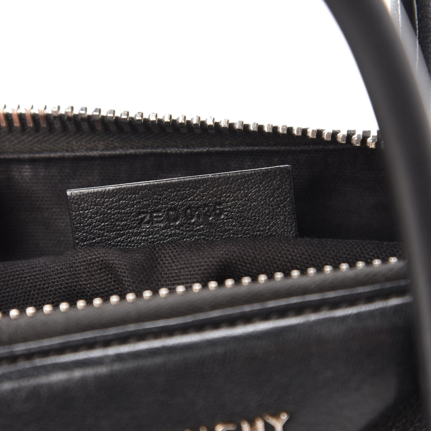 Sugar Goatskin Small Antigona Black