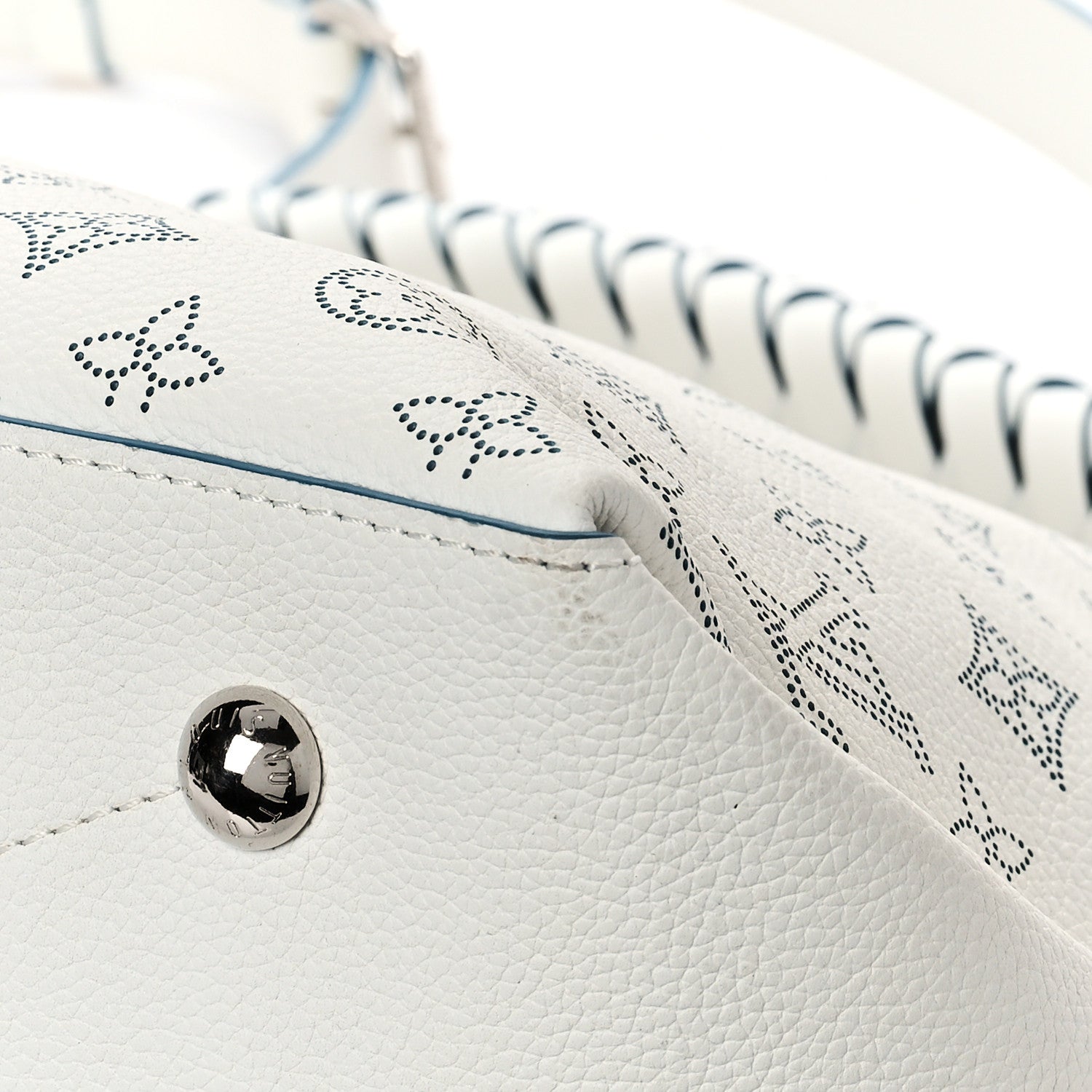 Louis Vuitton Mahina Beaubourg Hobo MM Snow Orage Blue 8 of 8