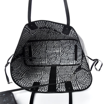 MCM Visetos Large Liz Reversible Shopper Tote Black 8 of 18