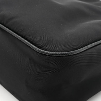 Prada Nylon Re-Edition 2005 Shoulder Bag Black 12 of 14