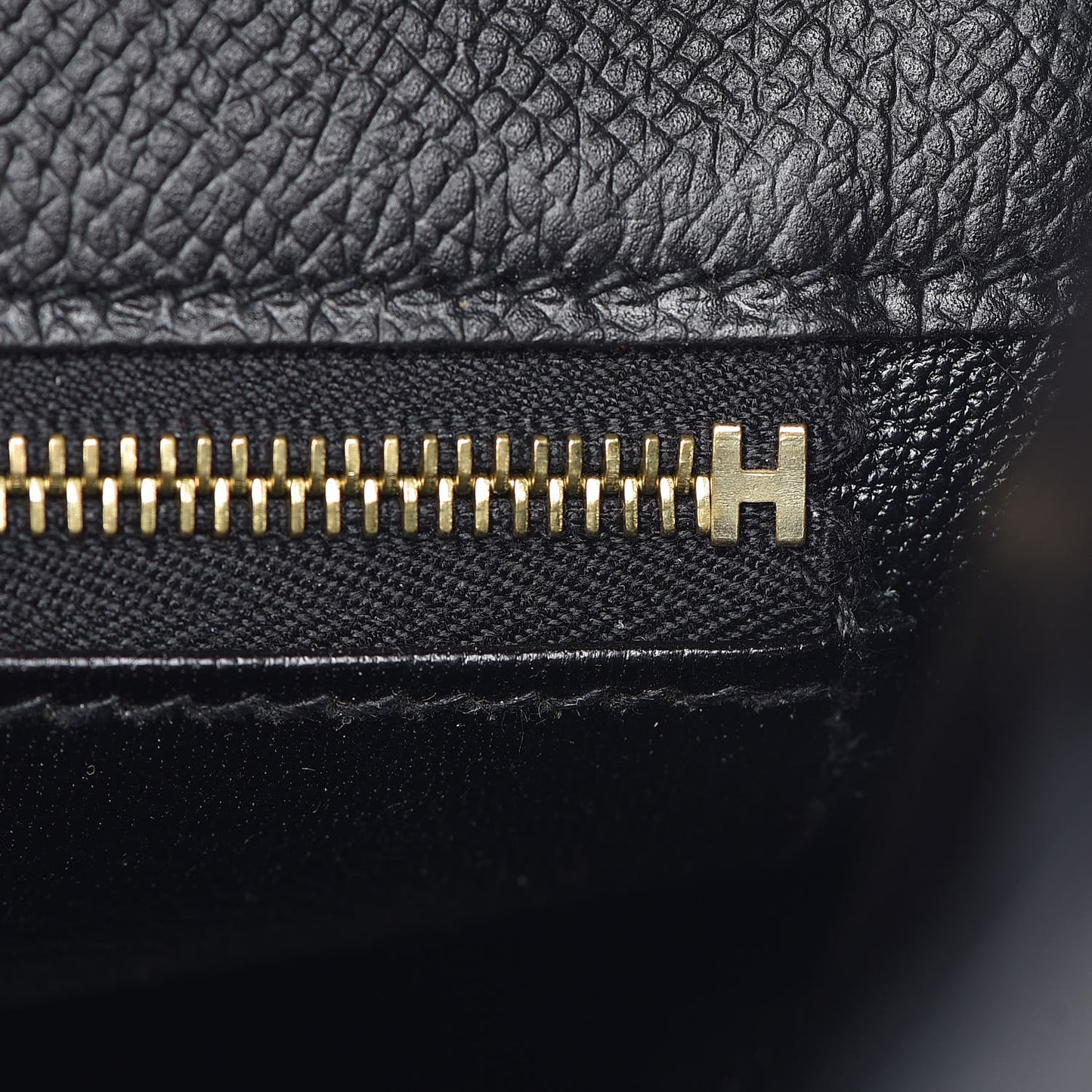 Epsom Kelly Sellier 32 Black