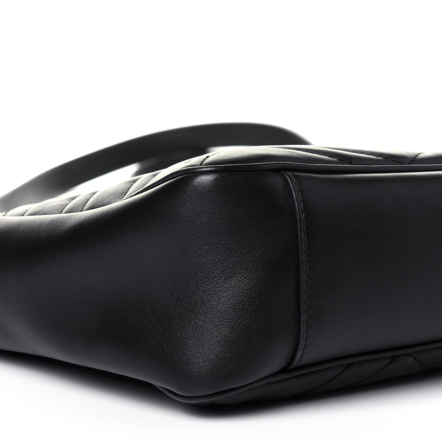 Calfskin Matelasse Medium GG Marmont Open Top Shoulder Bag Black