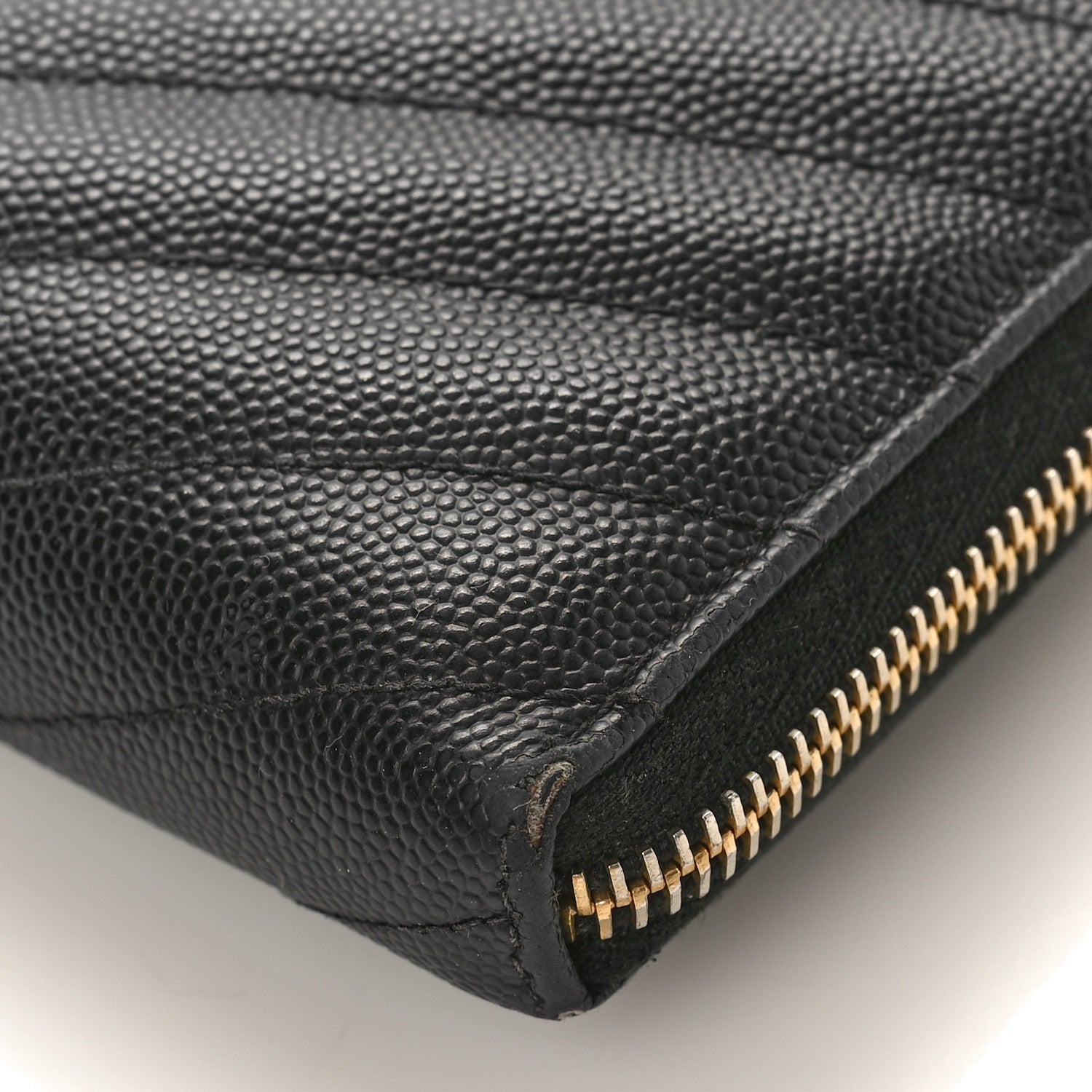 Saint Laurent Grain De Poudre Matelasse Chevron Monogram Zip Around Wallet Black 8 of 8