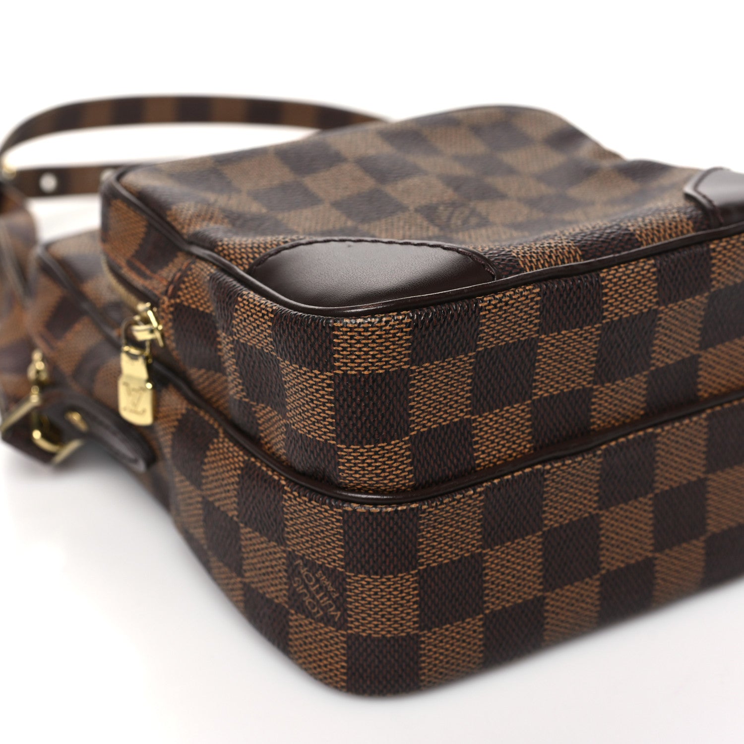 Louis Vuitton Damier Ebene Amazone 8 of 10