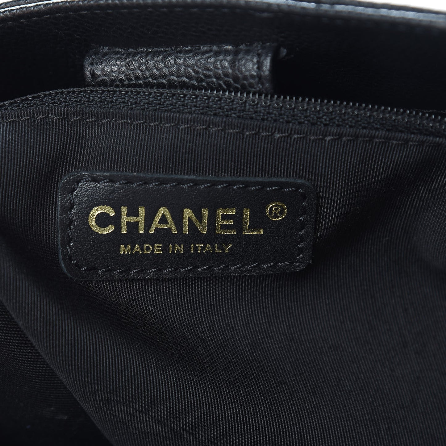 Caviar Petit Shopping Tote PST Black