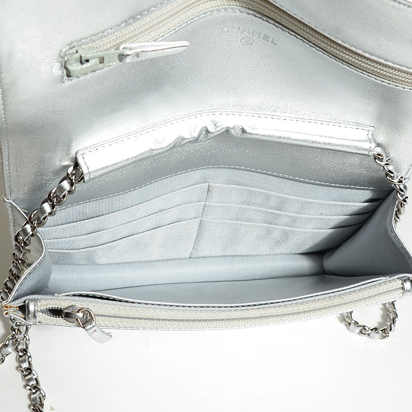Lambskin Quilted Wallet On Chain WOC Silver