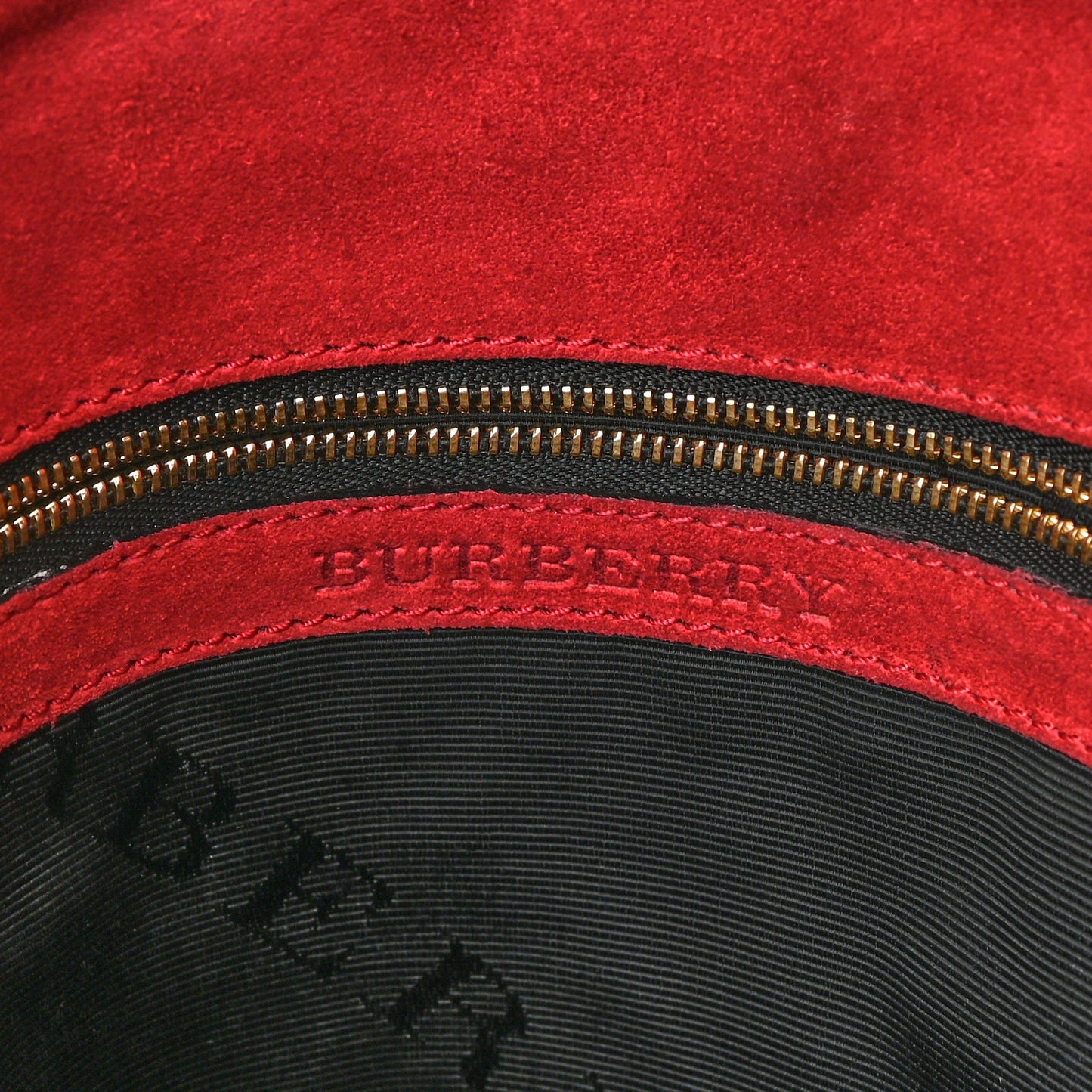 Signature Grain Large Mildenhall Shoulder Bag Red