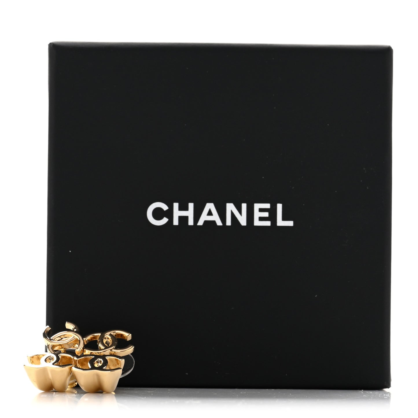 CC Turnlock Drop Earrings Gold