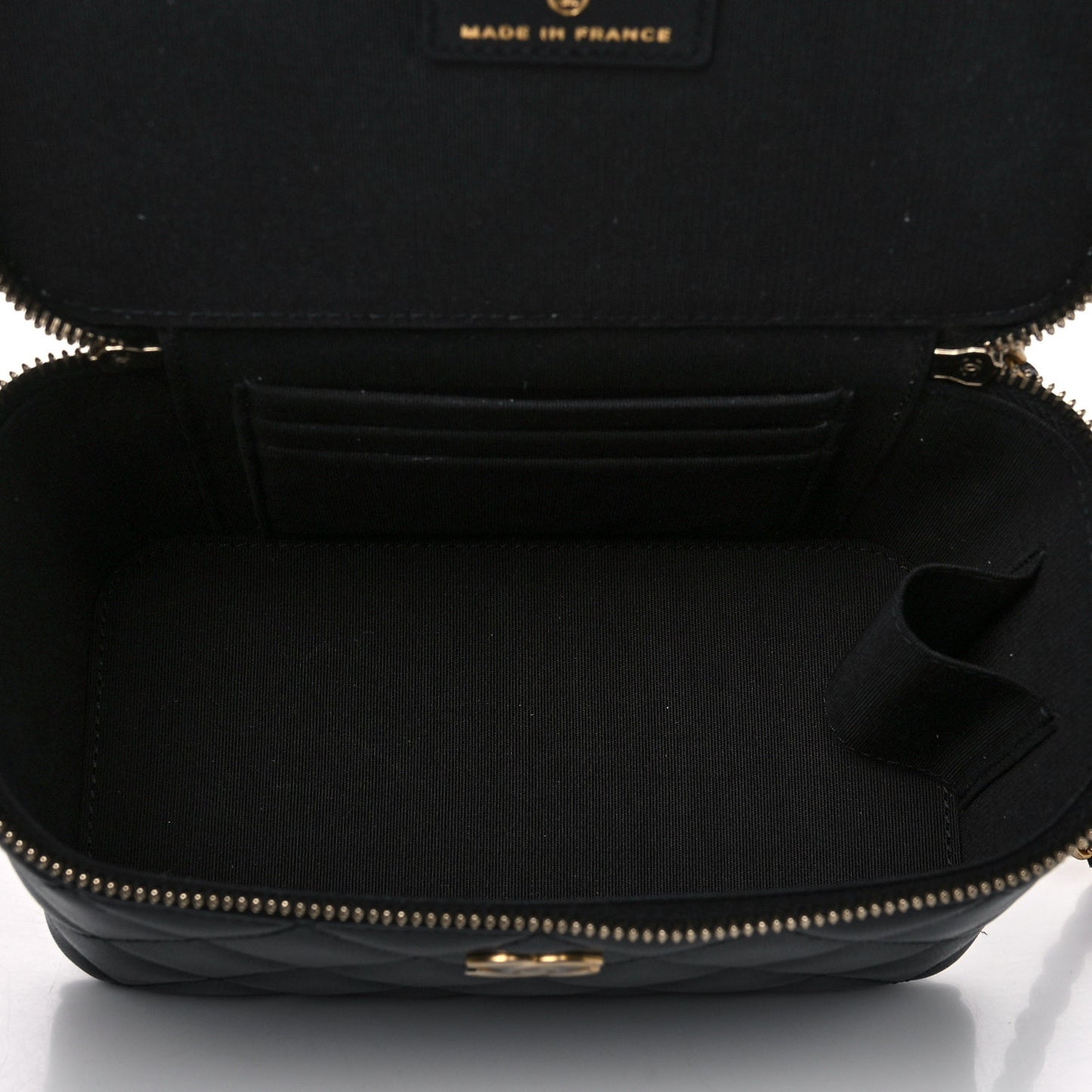 Lambskin Quilted Small Top Handle Vanity Case With Chain Black