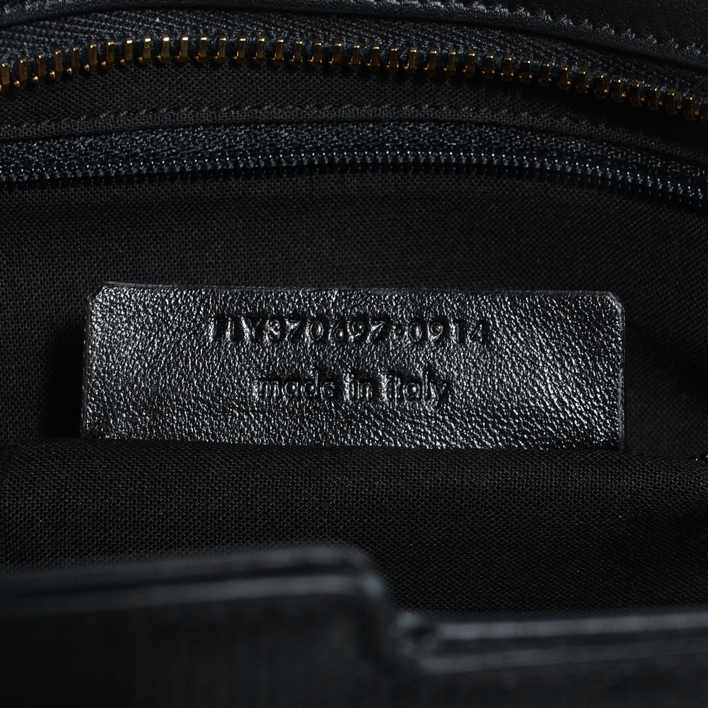 Textured Leather Classic Small Cabas Y Bag Black