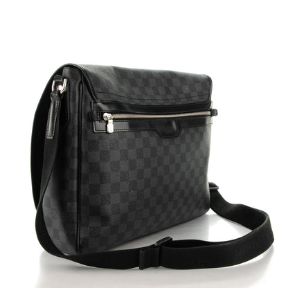 Louis Vuitton Damier Graphite Daniel GM 3 of 9