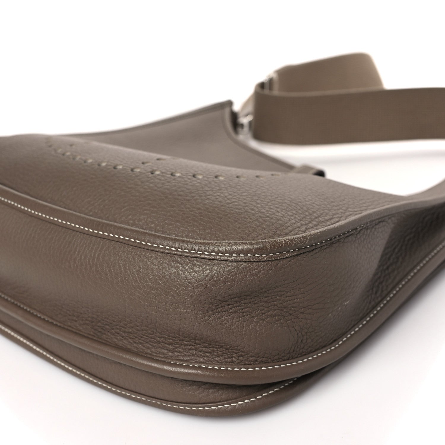 Hermes Taurillon Clemence Evelyne III PM Etoupe 10 of 10