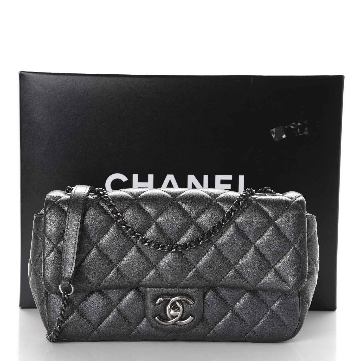 Chanel Metallic Calfskin Quilted Medium CC Eyelet Flap Dark Silver 11 of 11