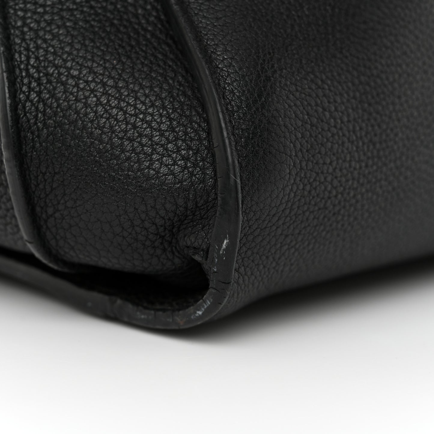 Grained Calfskin Medium Souple Sac De Jour Black