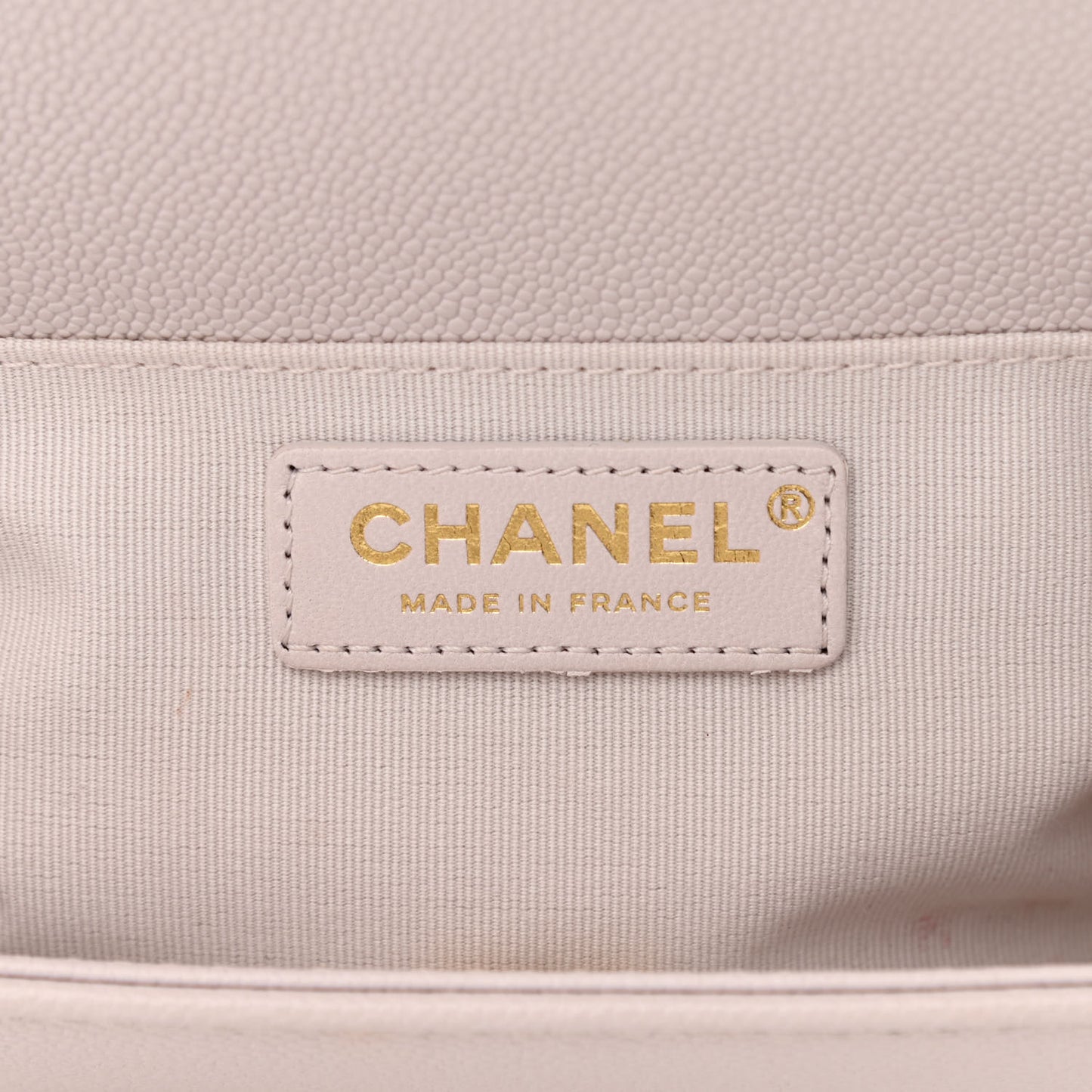 Caviar Quilted Chain Around Medium Boy Flap Light Purple
