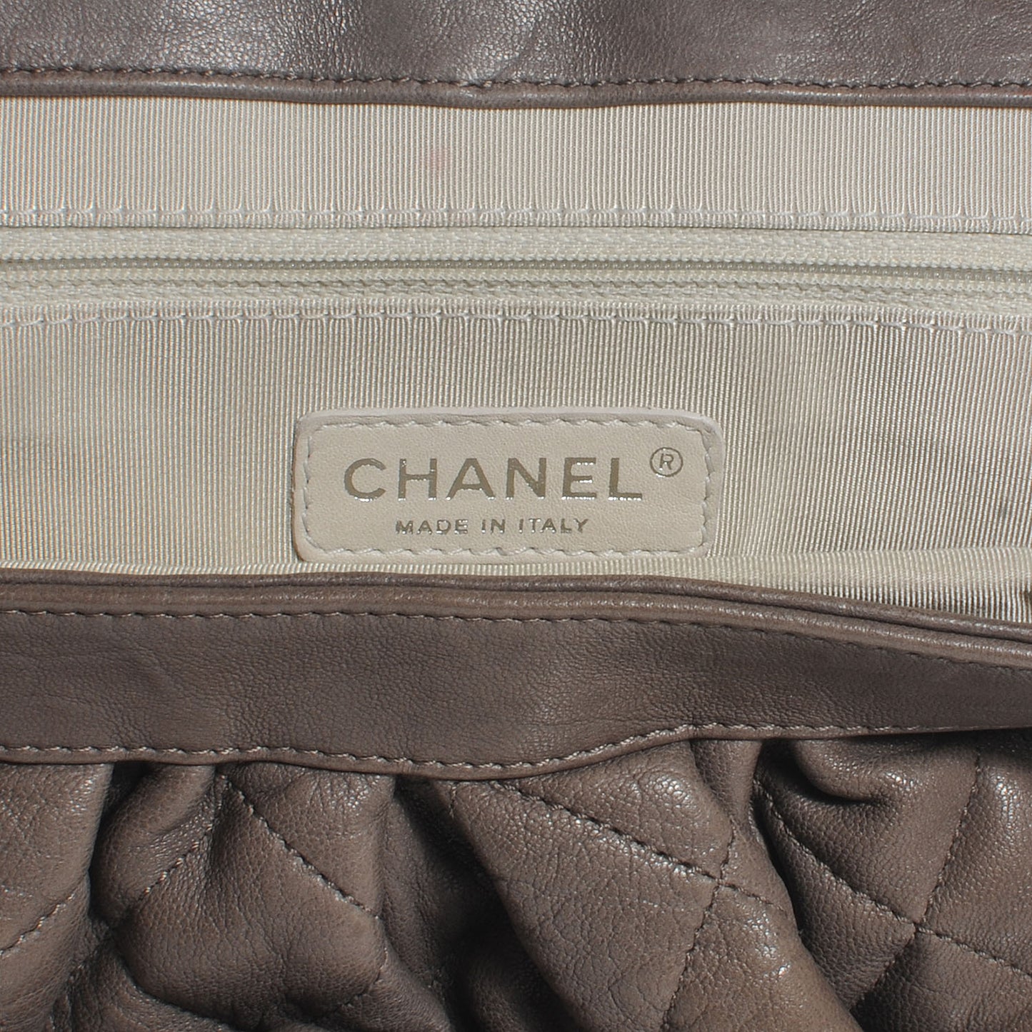 Washed Lambskin Quilted Medium Chain Around Messenger Taupe