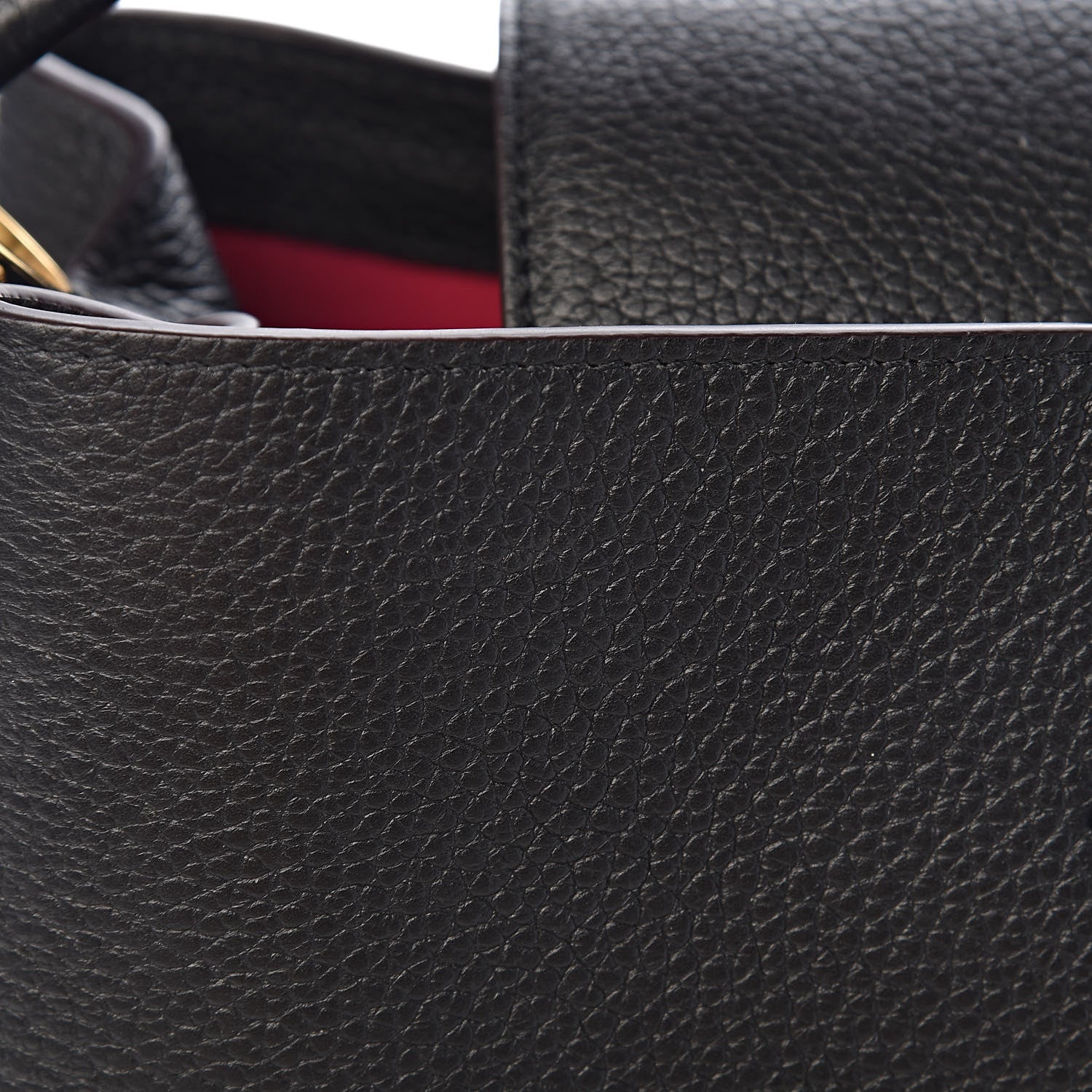 Louis Vuitton Taurillon Capucines MM Black 7 of 11