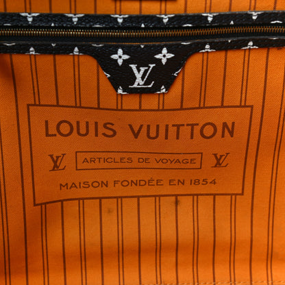 Louis Vuitton Monogram Giant Jungle Neverfull MM Black 8 of 19