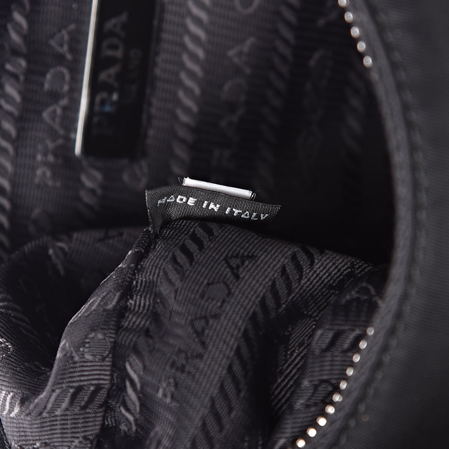 Prada Nylon Re-Edition 2005 Shoulder Bag Black 6 of 9