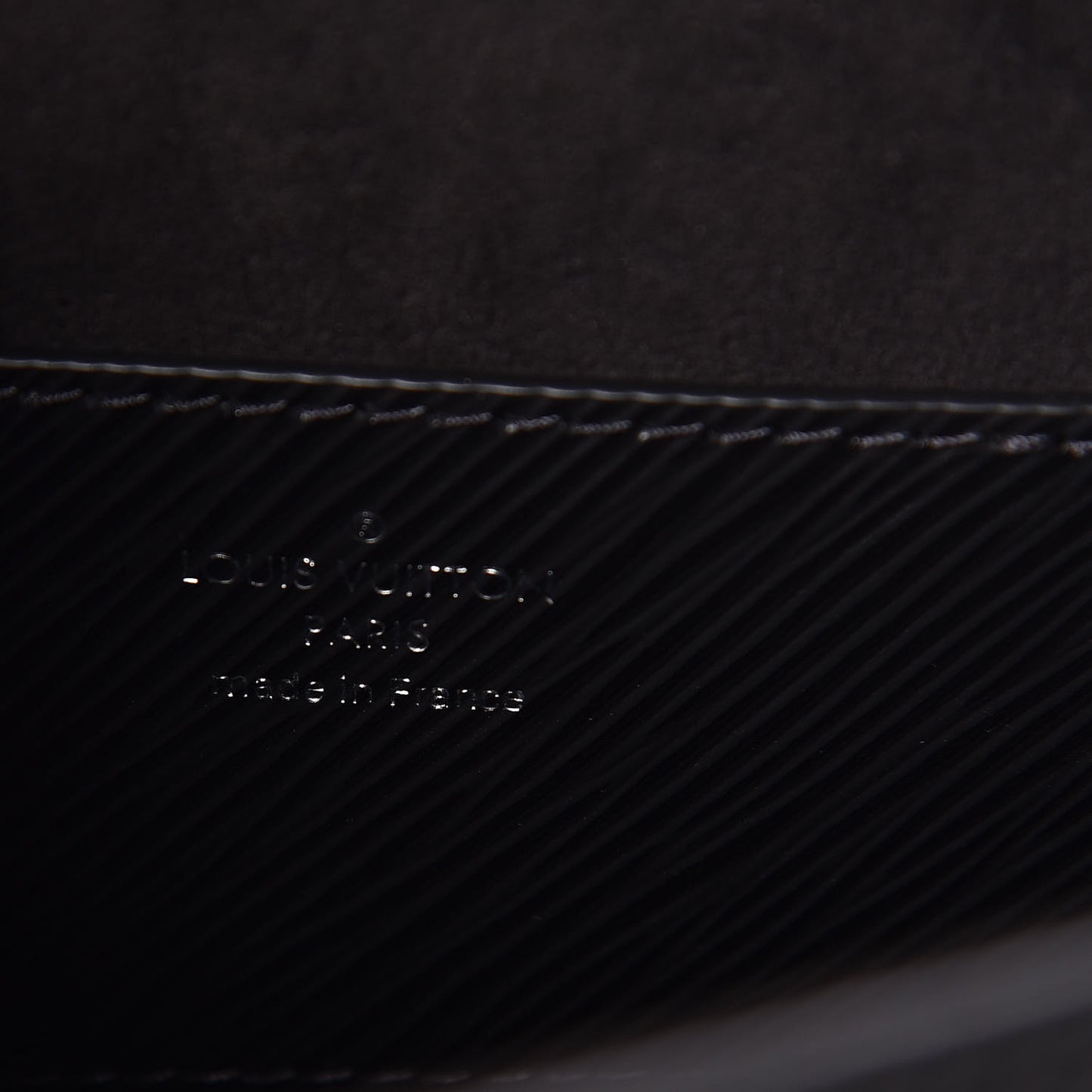 Epi Twist Shoulder Bag MM Black