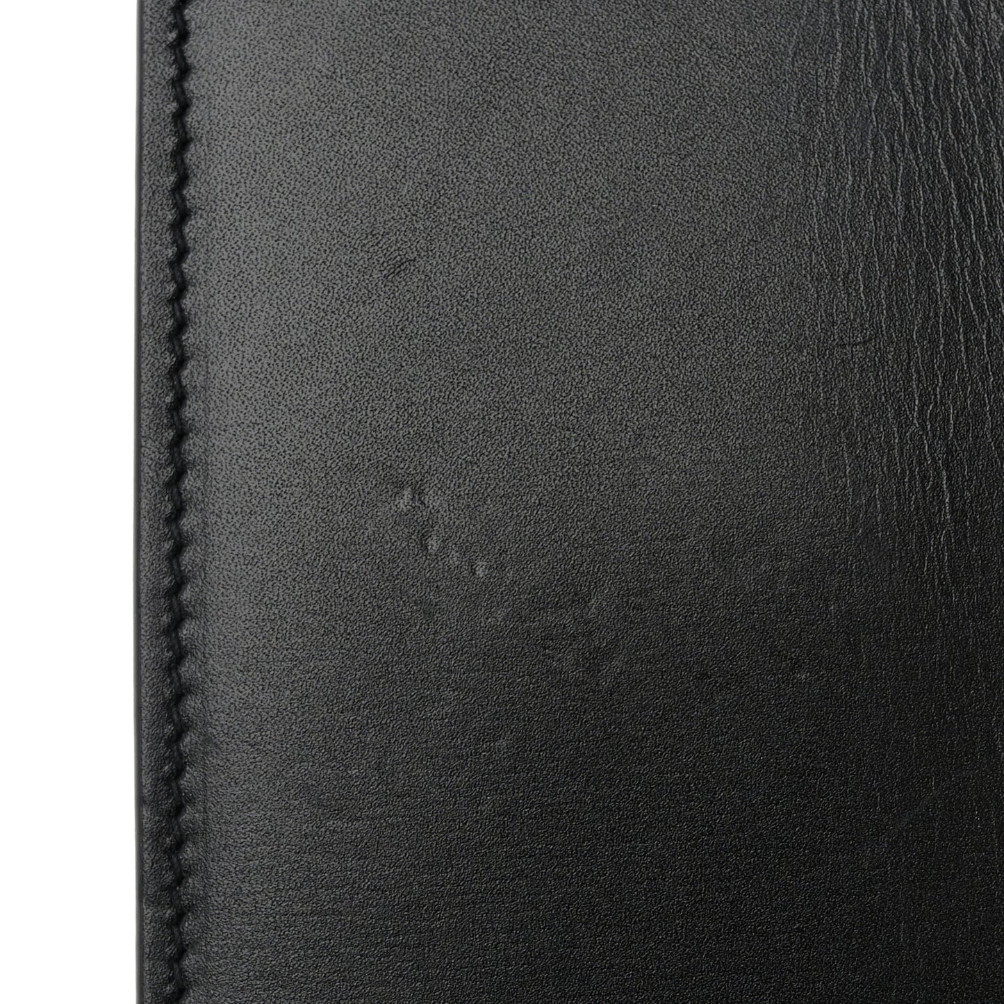 Grain De Poudre Passport Holder Black