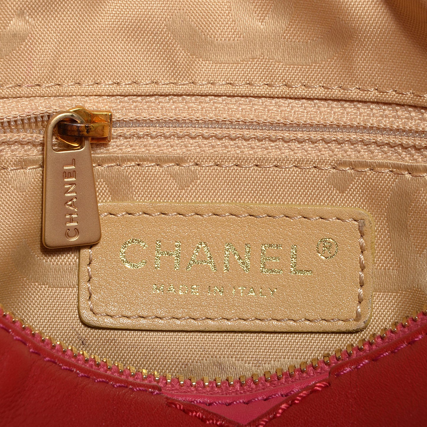 Lambskin CC Stitched Small Shoulder Bag Red Pink
