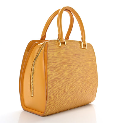 Louis Vuitton Epi Pont-Neuf Tassil 3 of 9