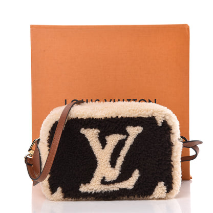 Louis Vuitton Monogram Teddy Beach Pouch 10 of 10