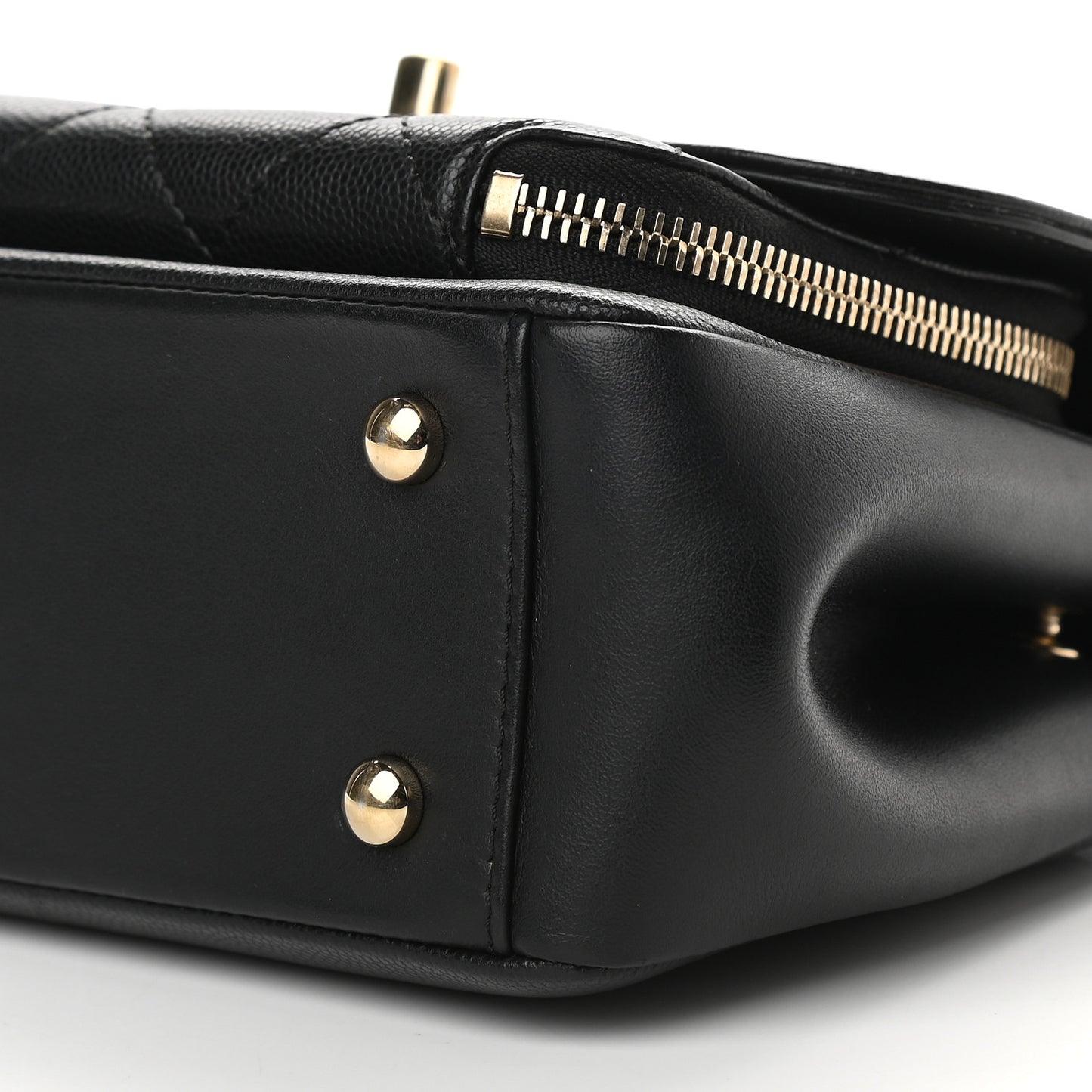 Caviar Quilted Small Business Affinity Flap Black