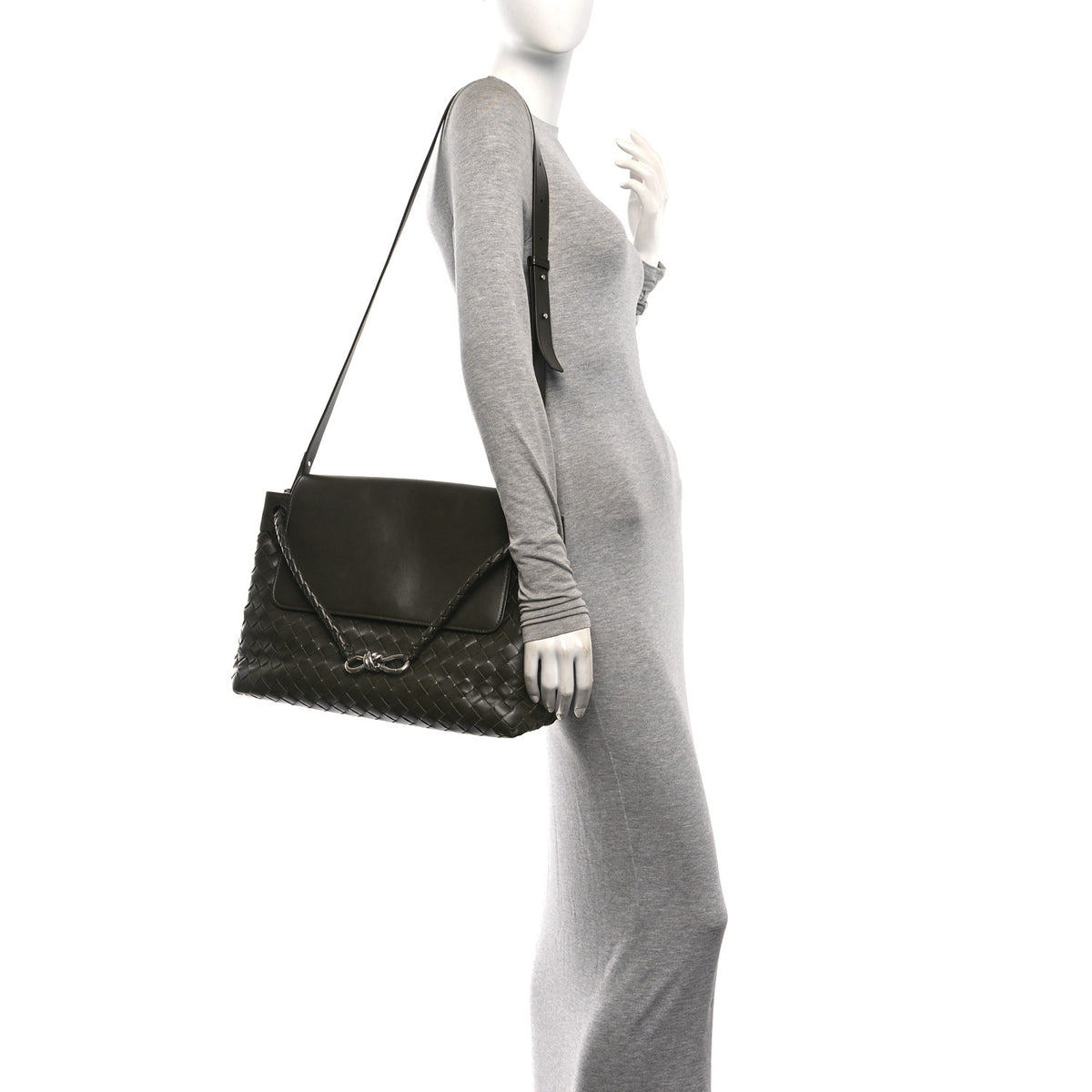 Bottega Veneta Calfskin Intrecciato Medium Andiamo Messenger Bag Kaki 2 of 11