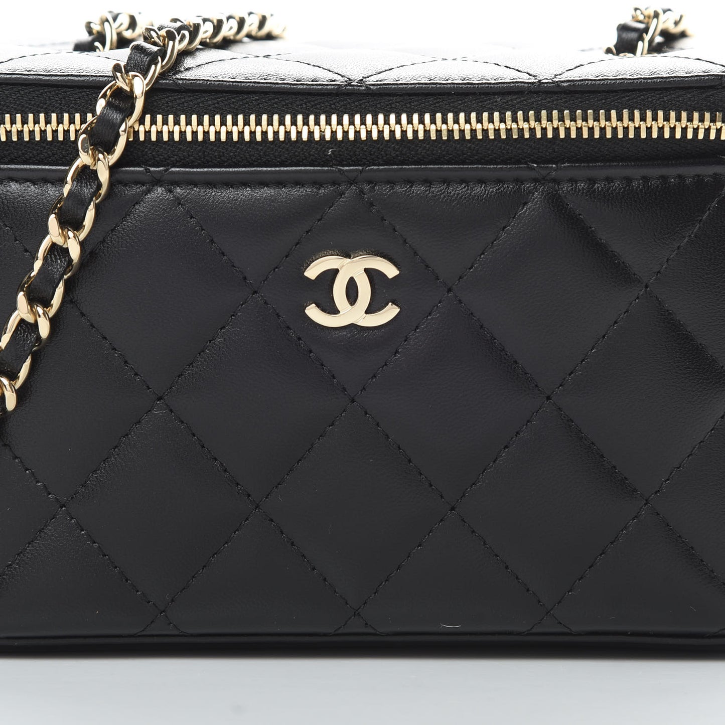 Lambskin Quilted Small Vanity Case With Chain Black