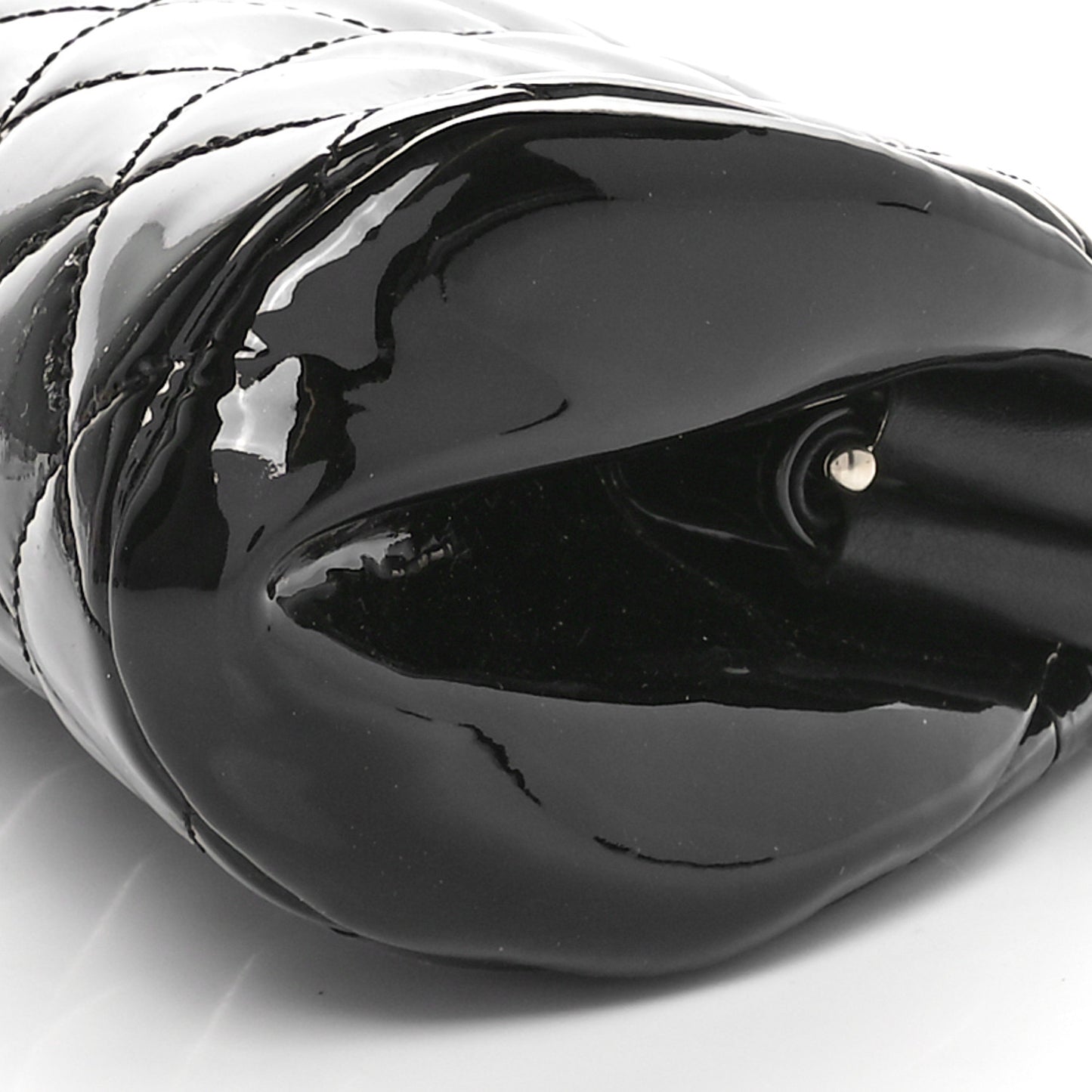 Patent Quilted Timeless Clutch Black