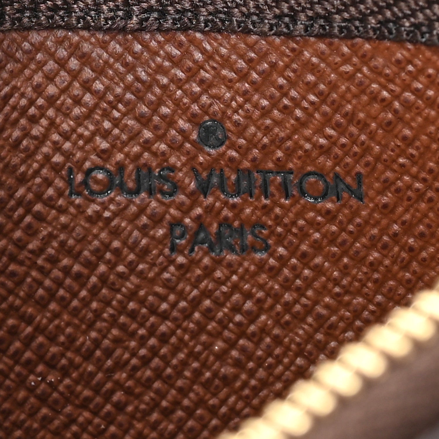 Louis Vuitton Monogram Key Pouch 6 of 6