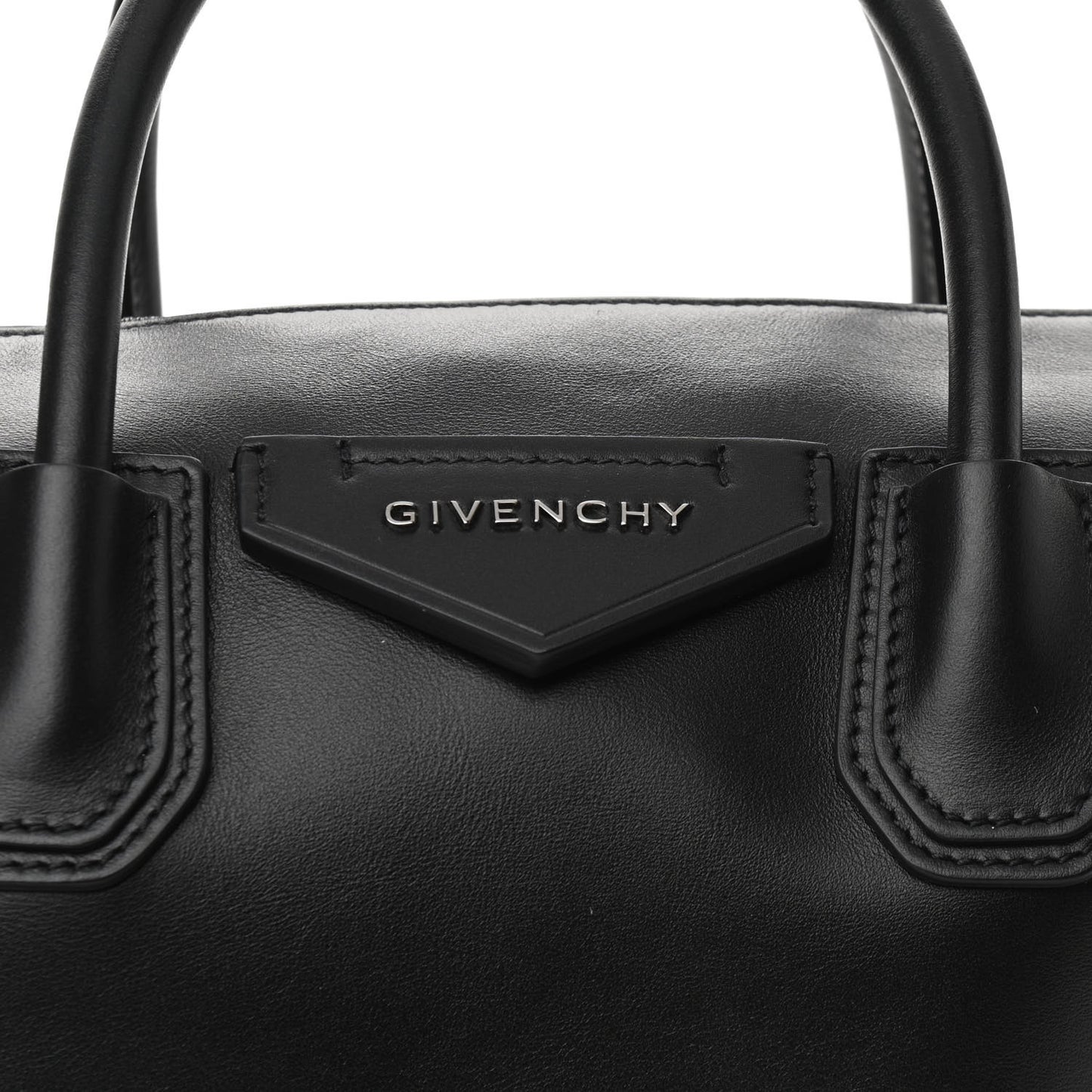 Smooth Calfskin Small Soft Antigona Black