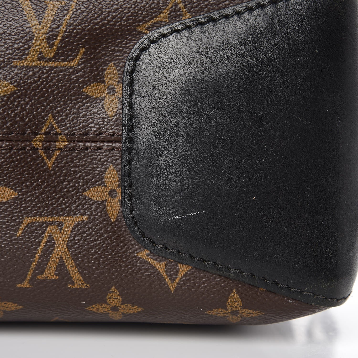 Louis Vuitton Monogram Macassar Torres Messenger 9 of 12