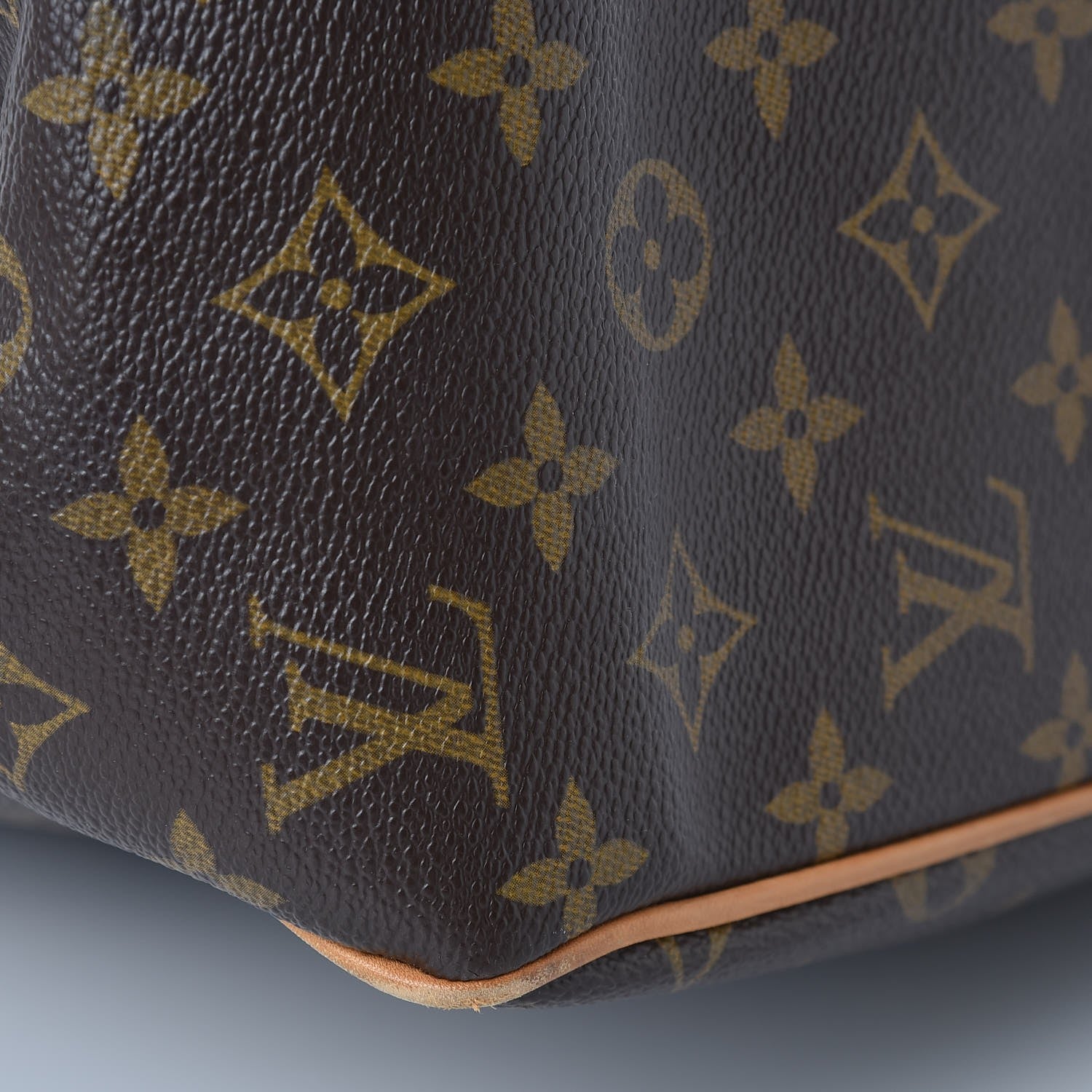 Louis Vuitton Monogram Batignolles Vertical 10 of 12