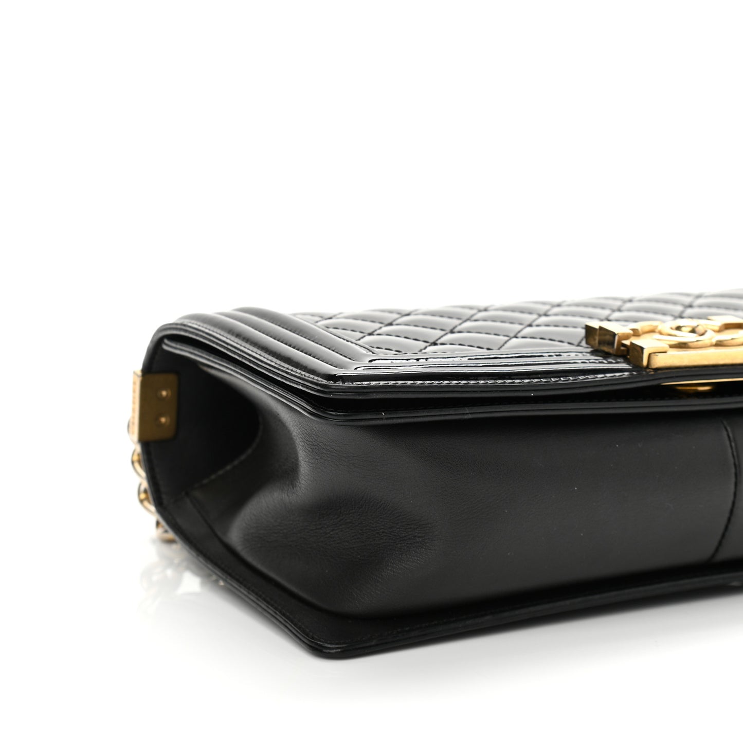 Patent Calfskin Quilted Medium Boy Flap Black