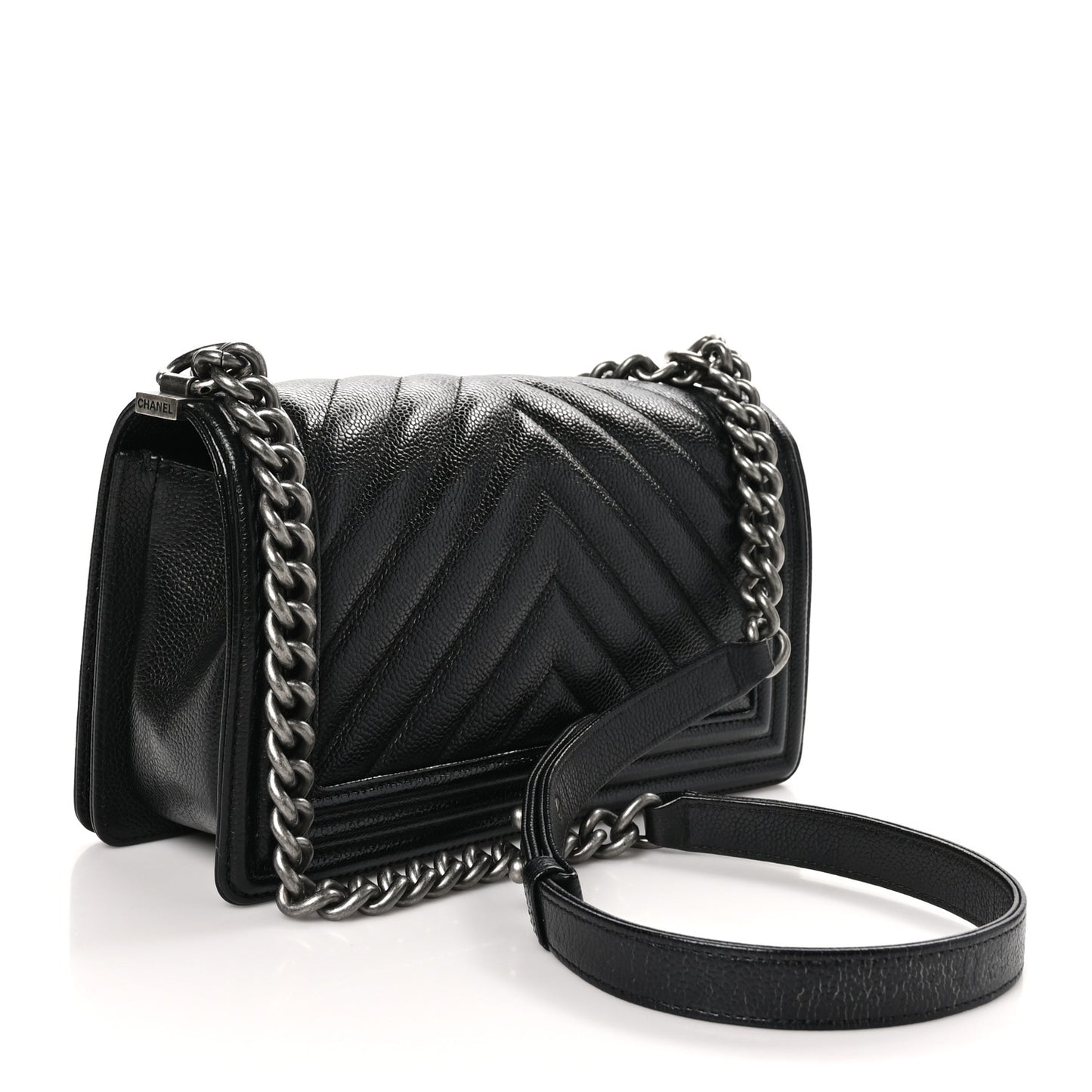 Caviar Chevron Quilted Medium Boy Flap Black