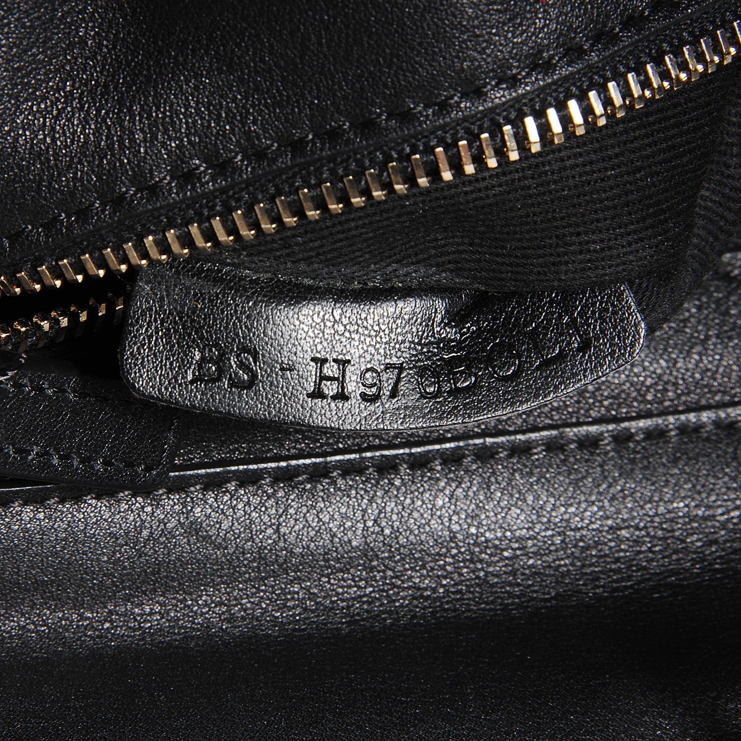 Valentino Garavani Vitello Medium Rockstud Tote Black 7 of 8