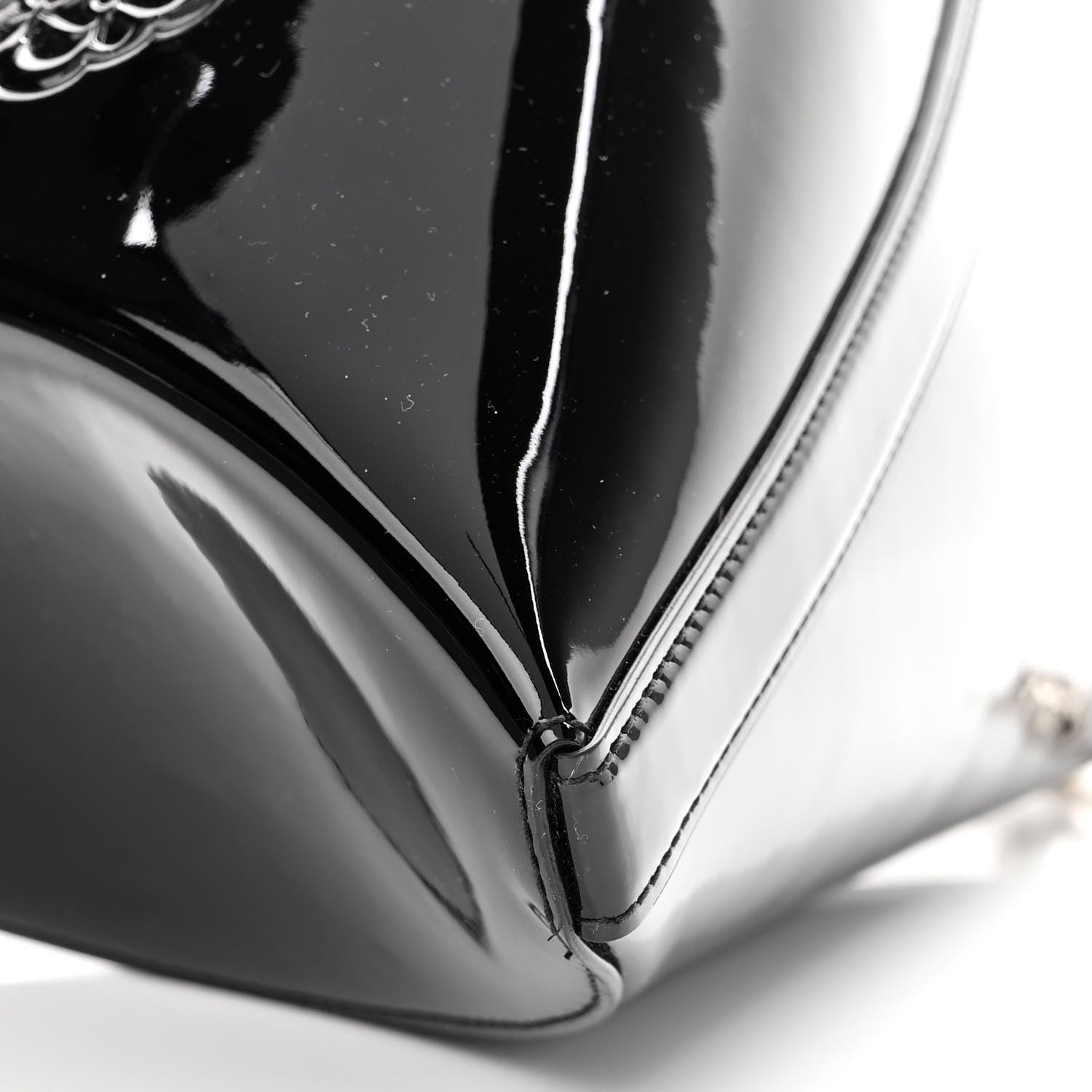 Alexander McQueen Patent Calfskin The Curve Pouch Black 9 of 9