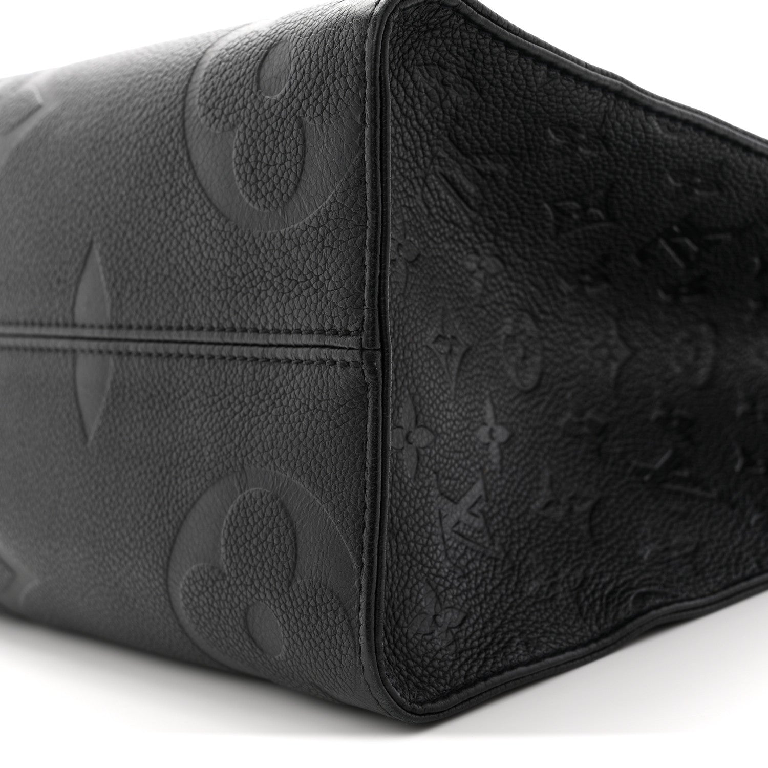 Louis Vuitton Empreinte Monogram Giant Onthego MM Black 9 of 11