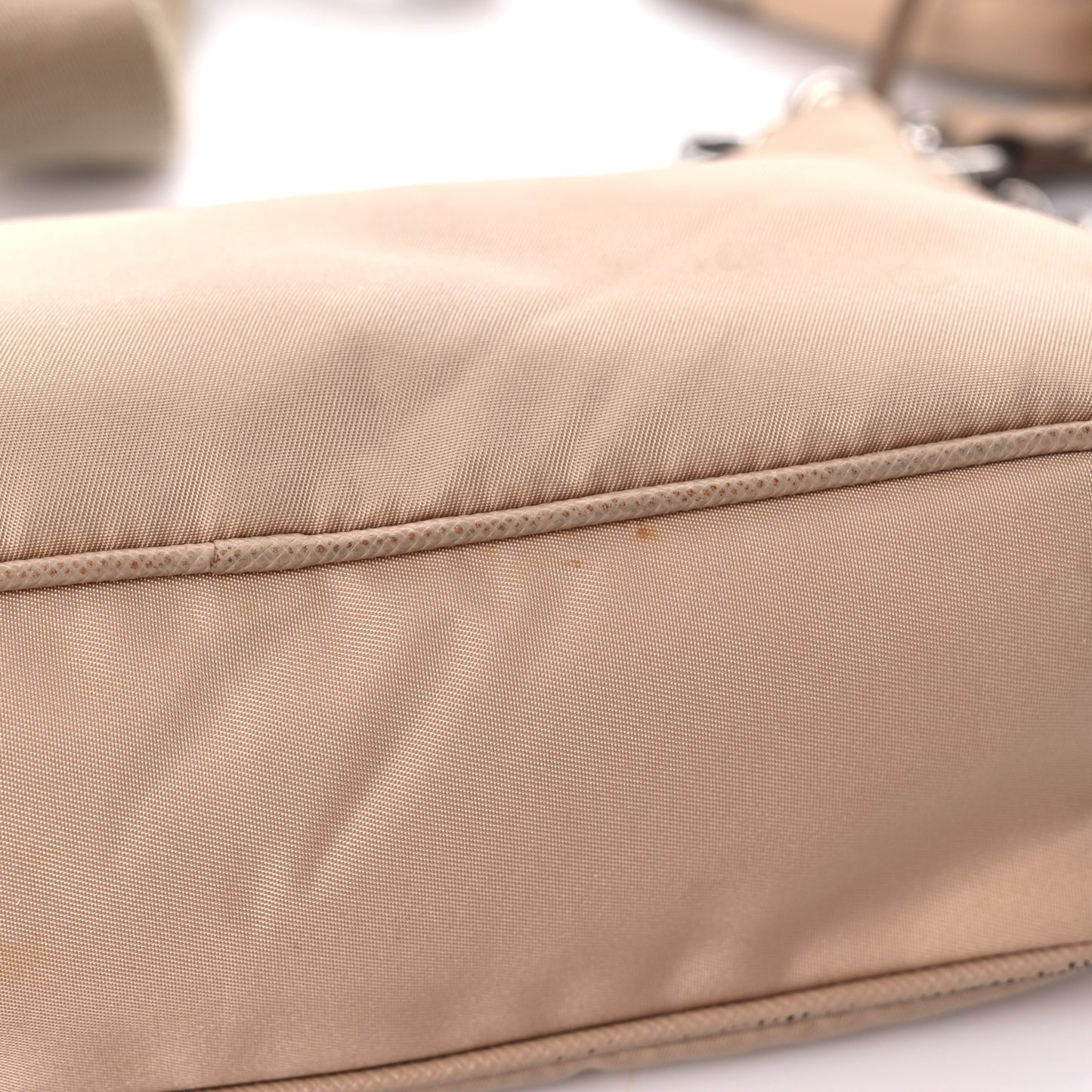 Nylon Re-Edition 2005 Shoulder Bag Cammeo