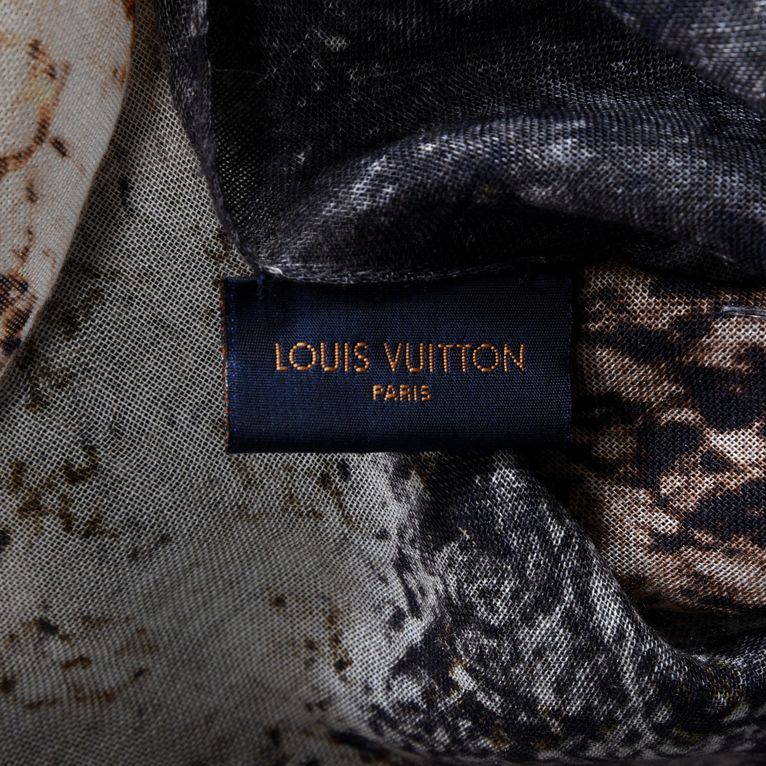 Louis Vuitton Cashmere Monogram Landscape Stole 4 of 5