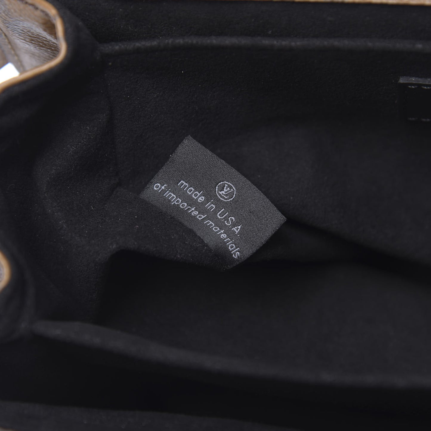 Reverse Monogram Pochette Metis
