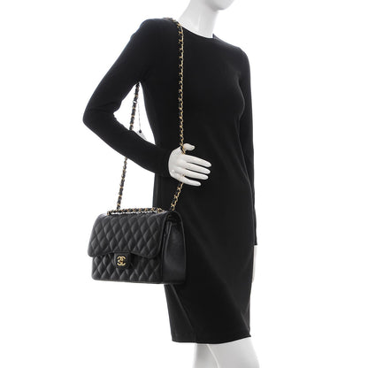 Chanel Caviar Quilted Jumbo Double Flap Black 2 of 7