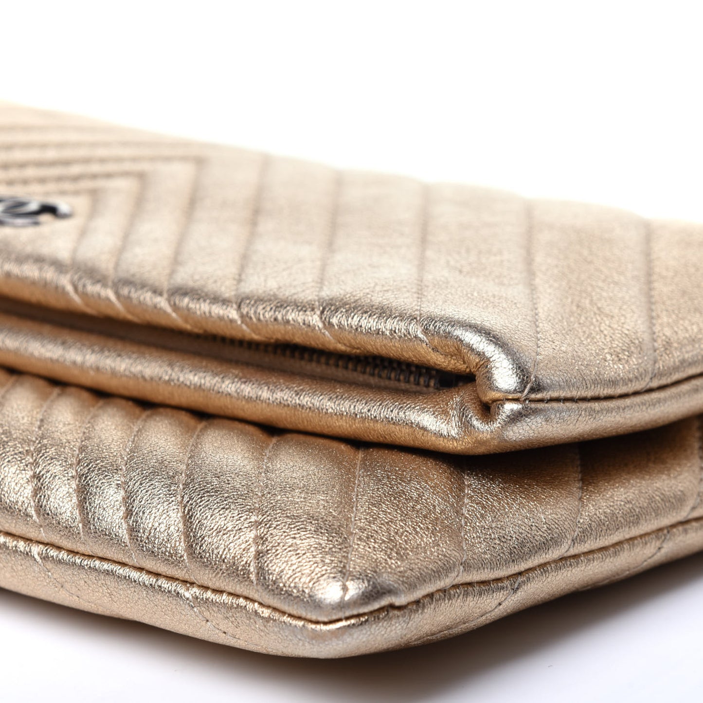 Metallic Calfskin Chevron Quilted CC Beauty Clutch Gold
