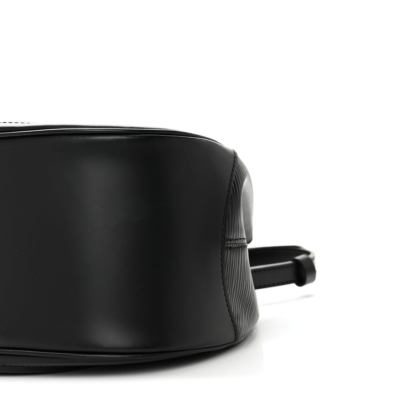 Louis Vuitton Epi Montaigne Sac Black 9 of 9