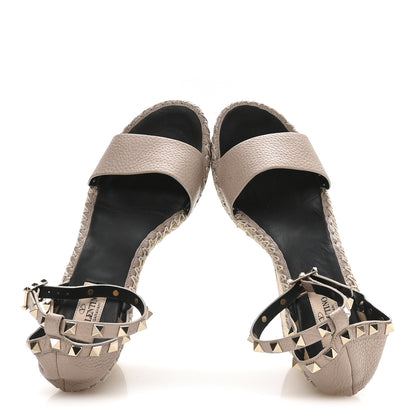 Valentino Garavani Grained Calfskin Rockstud Ankle Strap Espadrille 15/105mm Wedge Sandals 38 Rose Quartz Natural 3 of 16